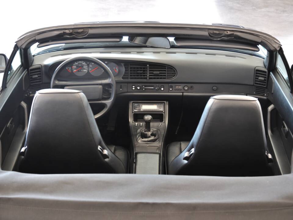 Bild 47/47 von Porsche 944 S2 (1990)