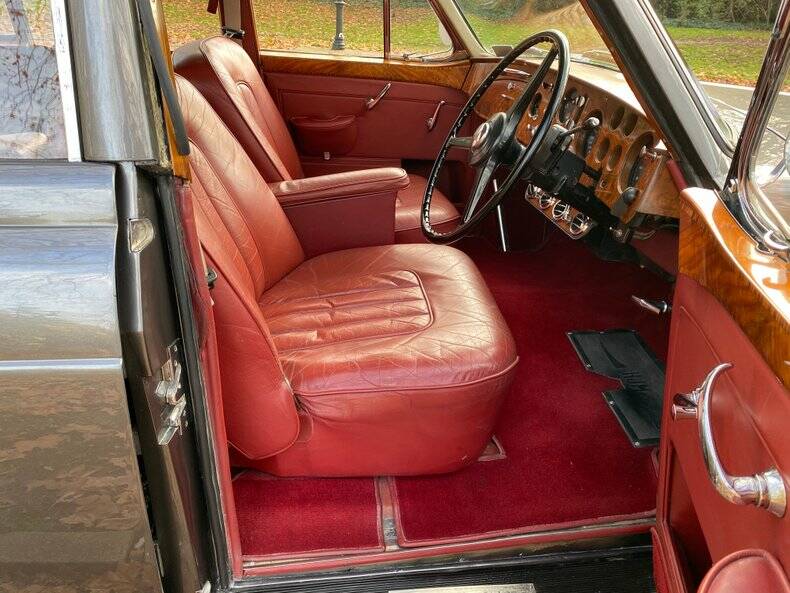 Immagine 5/50 di Bentley S 1 Continental (1958)