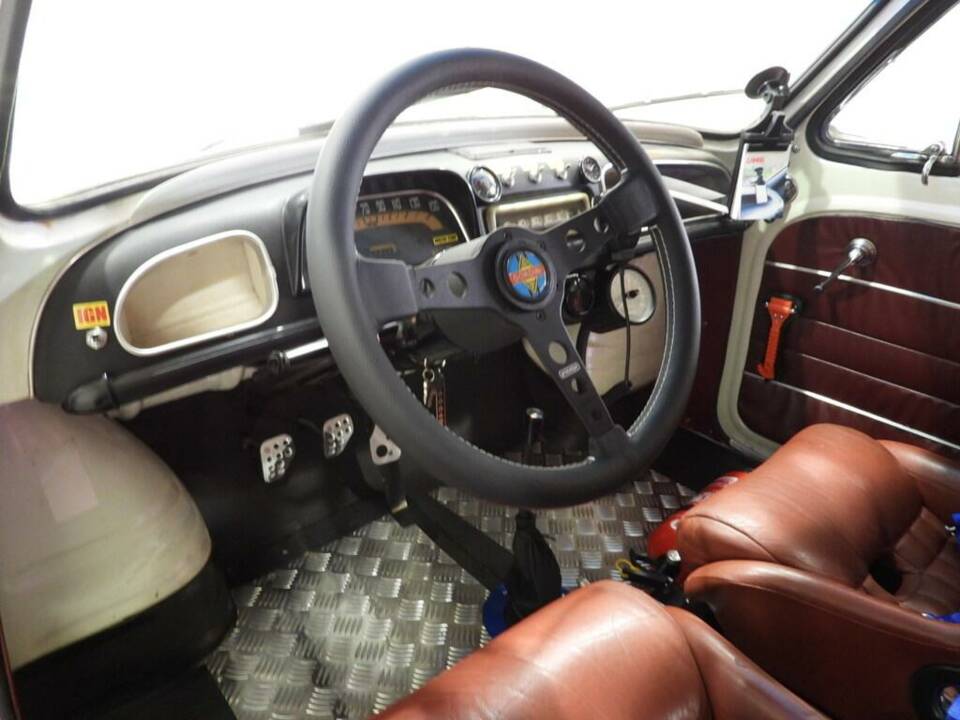 Image 6/15 of Renault Dauphine Gordini (1959)