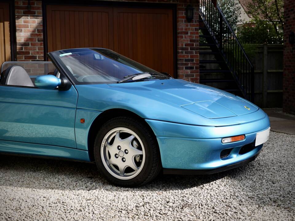 Image 15/19 de Lotus Elan (1993)