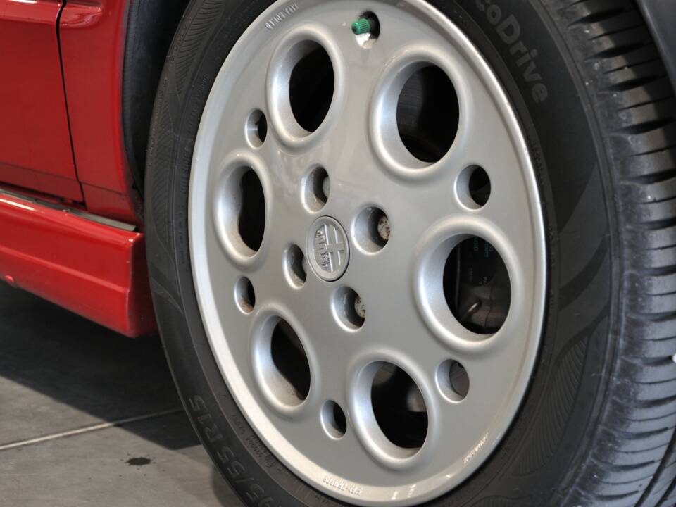 Afbeelding 9/29 van Alfa Romeo 145 Quadrifoglio Verde (1996)