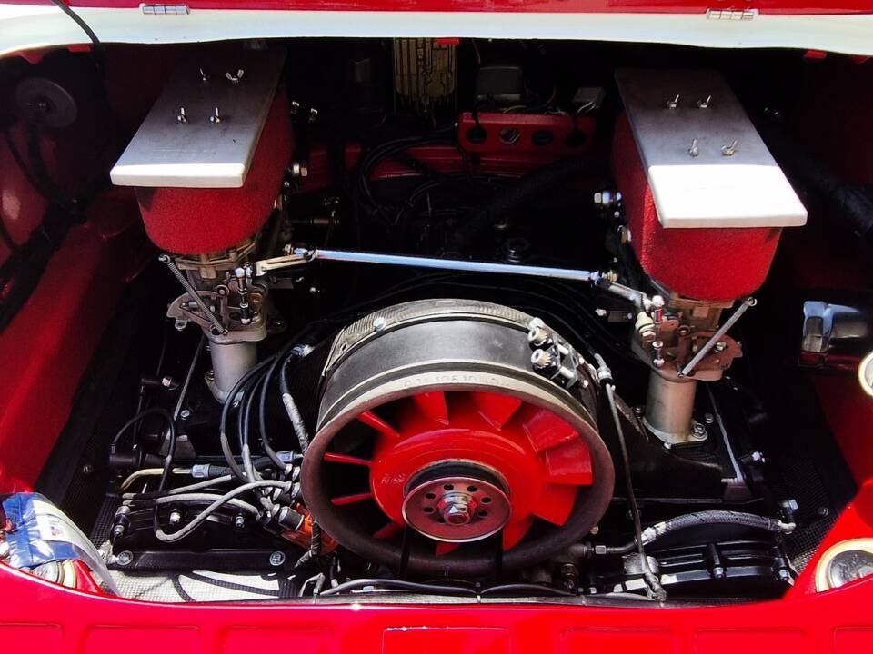 Image 14/31 of Porsche 911 ST 2.2 (1969)