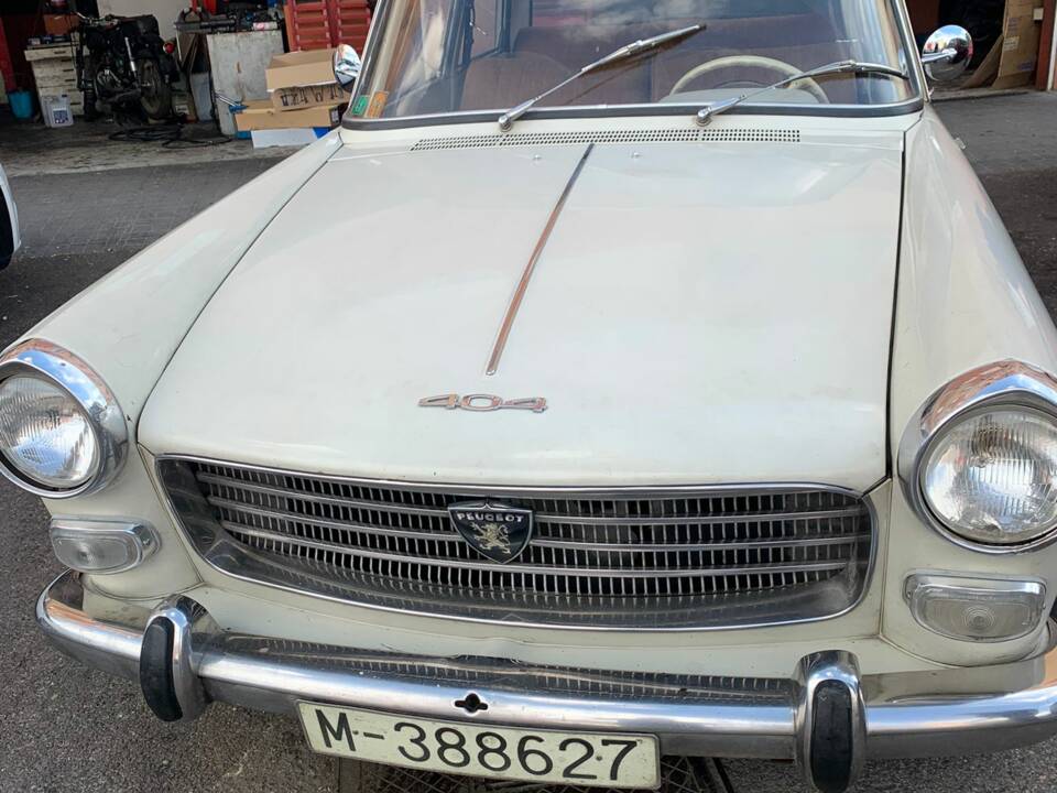 Immagine 11/52 di Peugeot 404 Break (1964)
