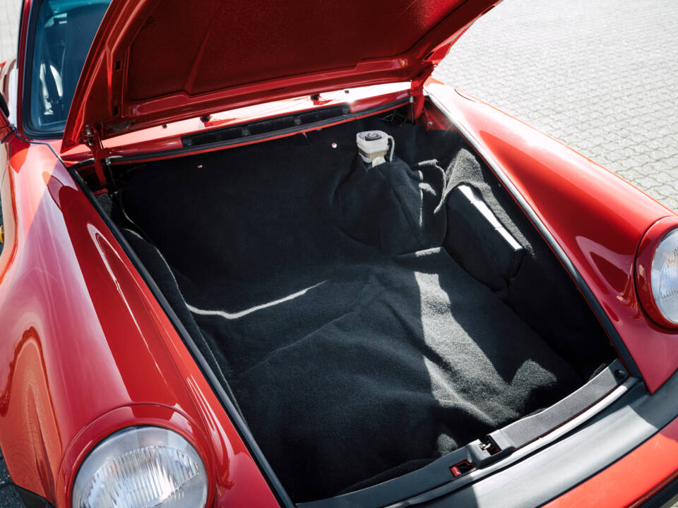 Bild 23/29 von Porsche 911 Turbo 3.3 (1979)