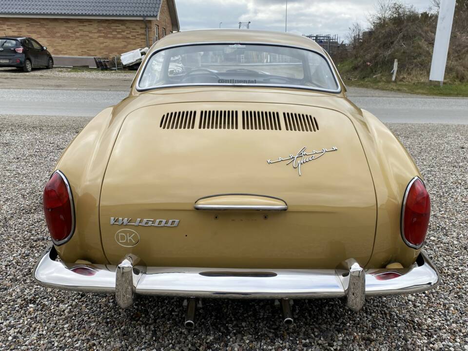Image 4/42 de Volkswagen Karmann Ghia 1600 (1970)