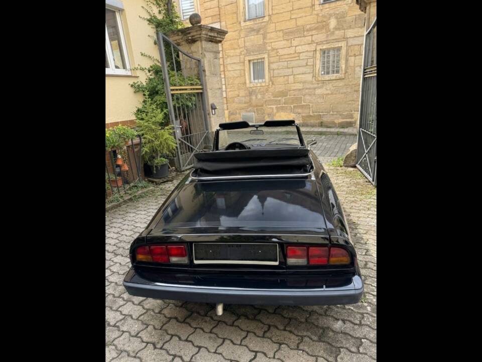 Image 2/5 of Alfa Romeo 1.6 Spider (1987)