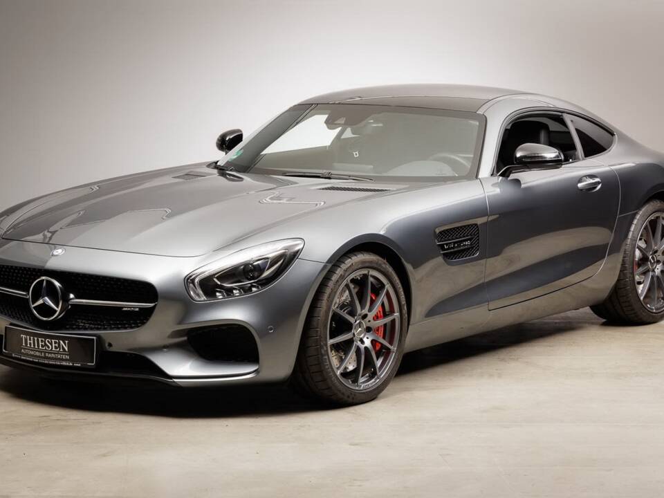 Image 1/29 of Mercedes-AMG GT-S (2015)