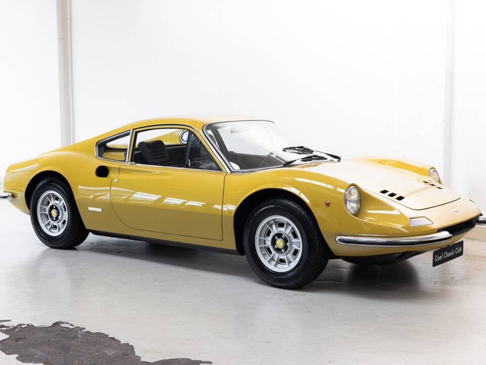 Afbeelding 4/39 van Ferrari Dino 246 GT (1970)