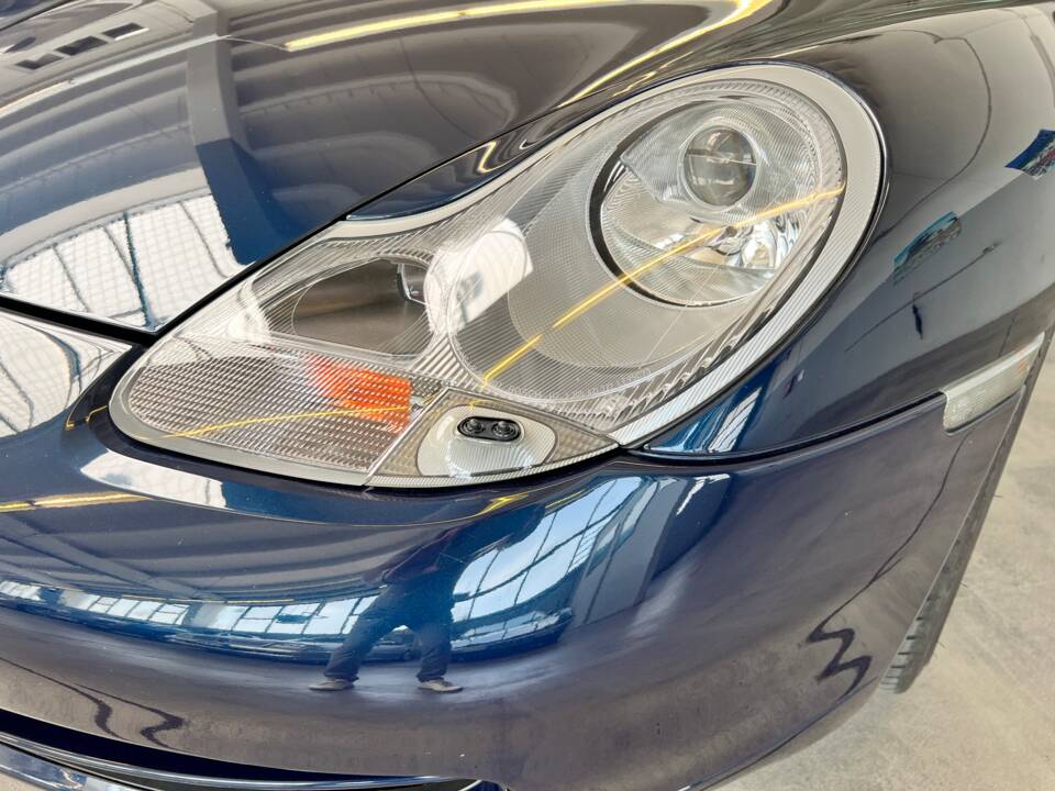 Image 31/44 de Porsche 911 Carrera (2000)