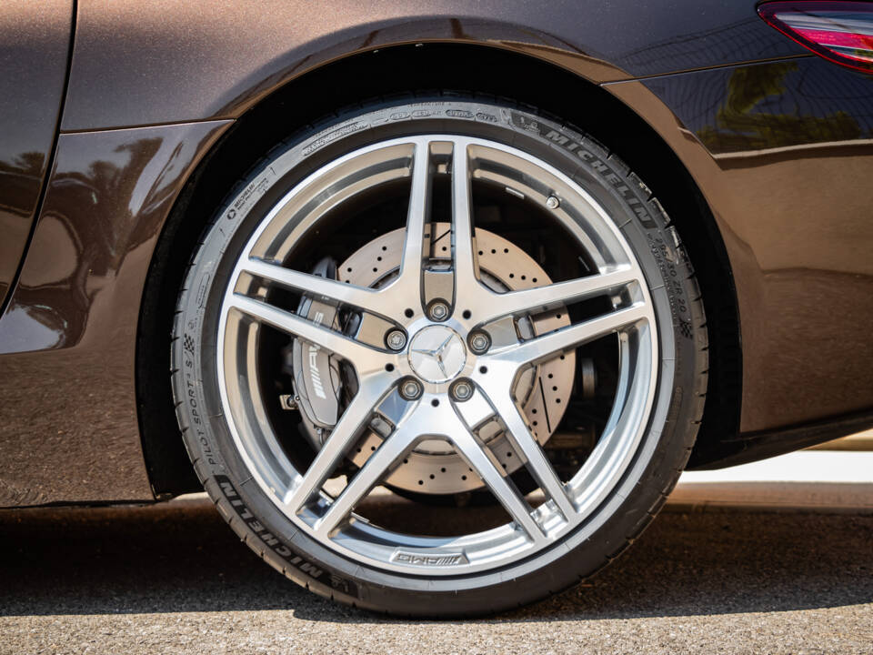 Afbeelding 9/50 van Mercedes-Benz SLS AMG Roadster (2013)