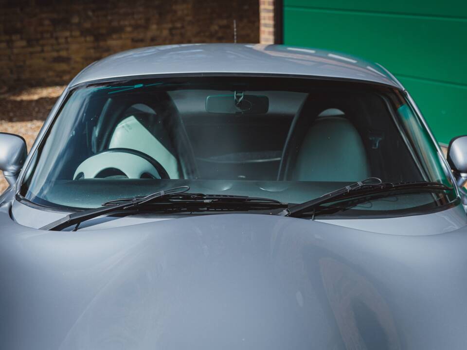 Image 8/39 of TVR Tuscan S (2003)