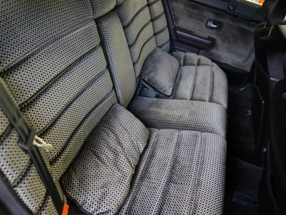 Immagine 26/39 di Audi 200 5T (1982)