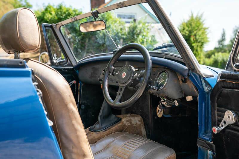 Image 2/50 de MG Midget 1500 (1979)