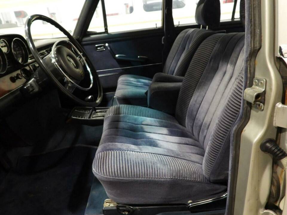 Bild 5/15 von Mercedes-Benz 280 SE 3,5 (1972)