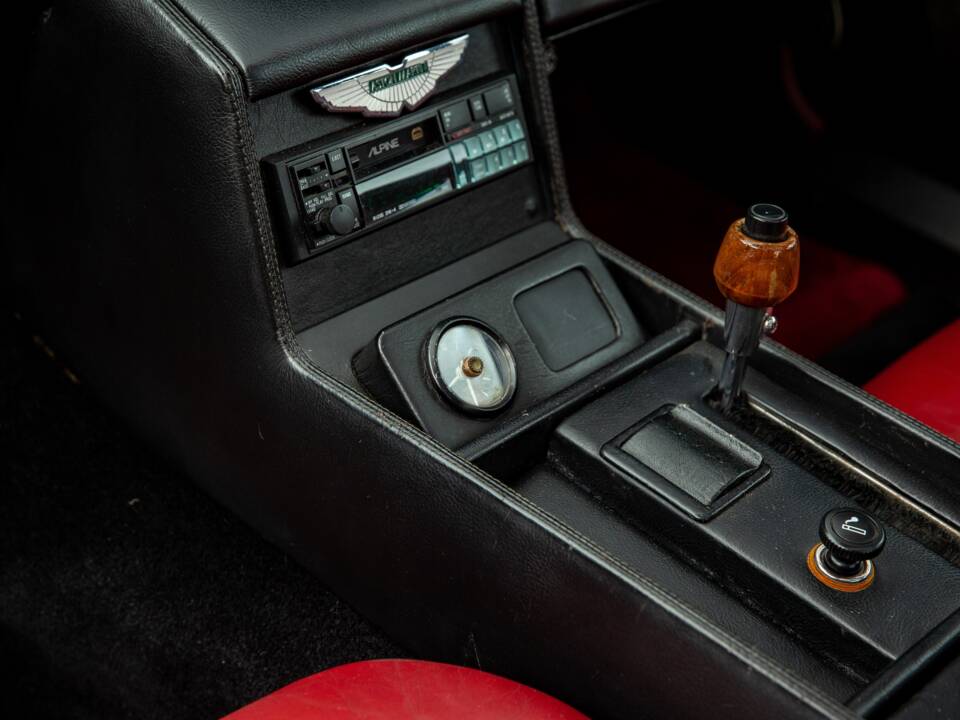 Image 27/43 of Aston Martin Lagonda (1979)