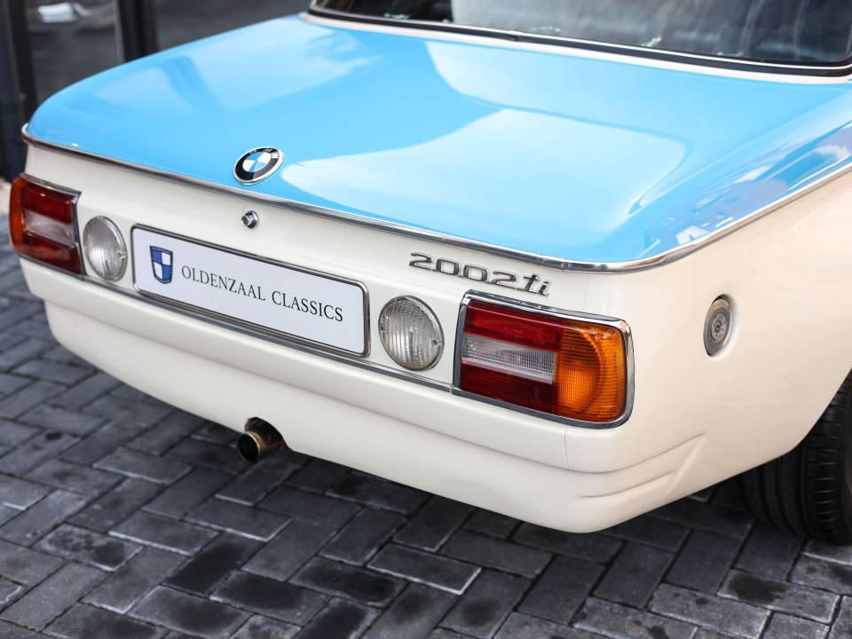 Imagen 28/67 de BMW 2002 (1975)