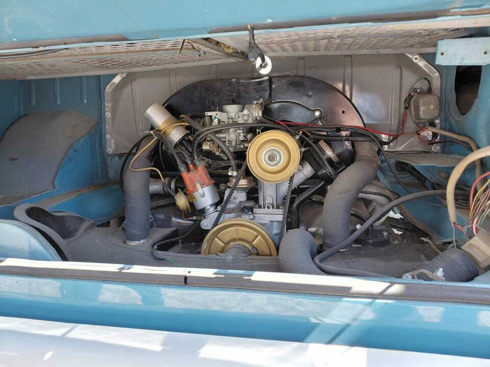 Bild 7/18 von Volkswagen T2b Kleinbus (1972)