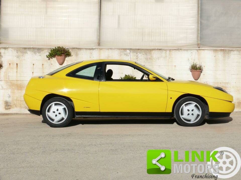 Immagine 5/10 di FIAT Coupé 1.8 16V (1997)