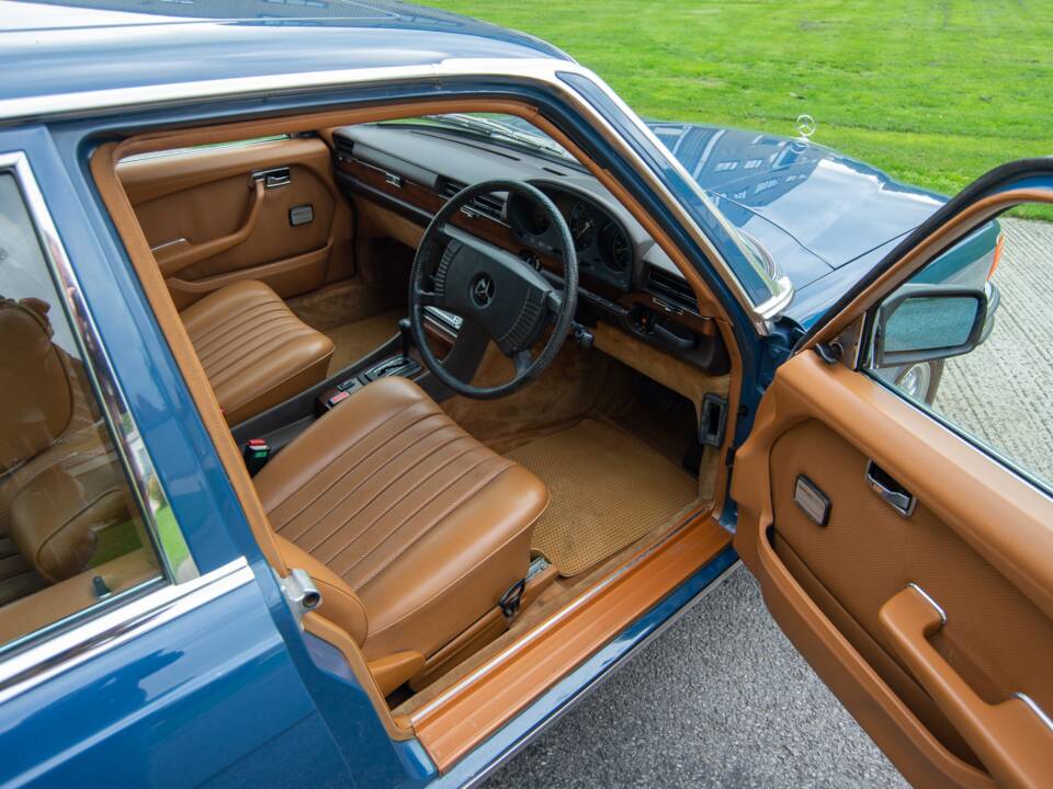 Immagine 9/31 di Mercedes-Benz 280 SE (1980)
