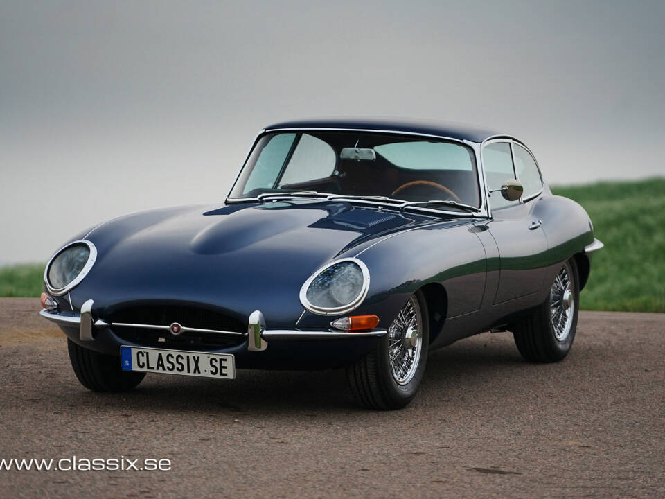 Image 30/30 de Jaguar E-Type 4.2 (1967)