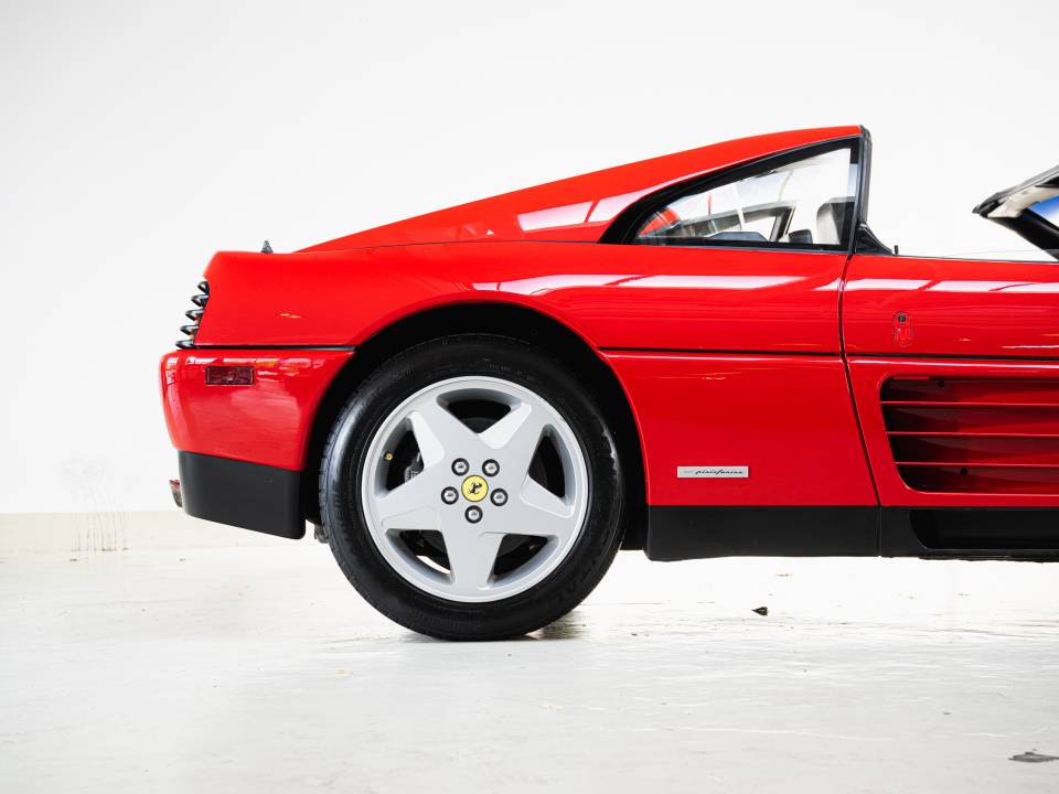 Image 39/50 of Ferrari 348 TS (1989)