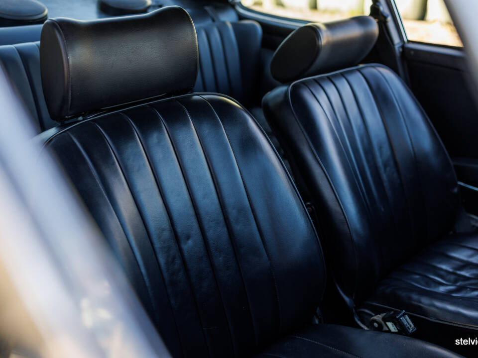 Bild 29/38 von Porsche 911 2.4 T (1973)