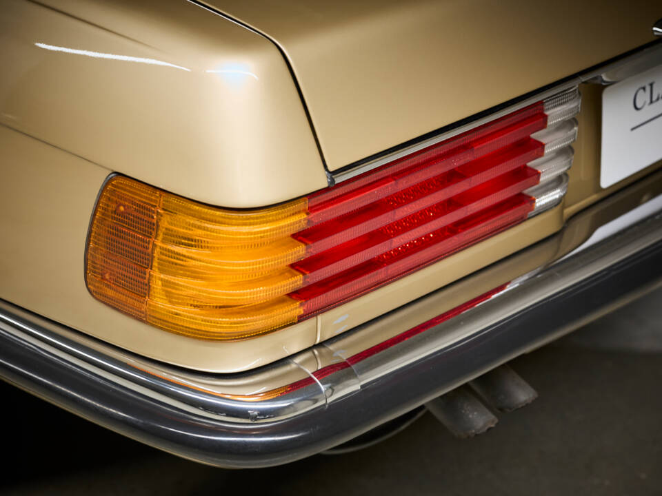Image 46/99 of Mercedes-Benz 300 SL (1987)