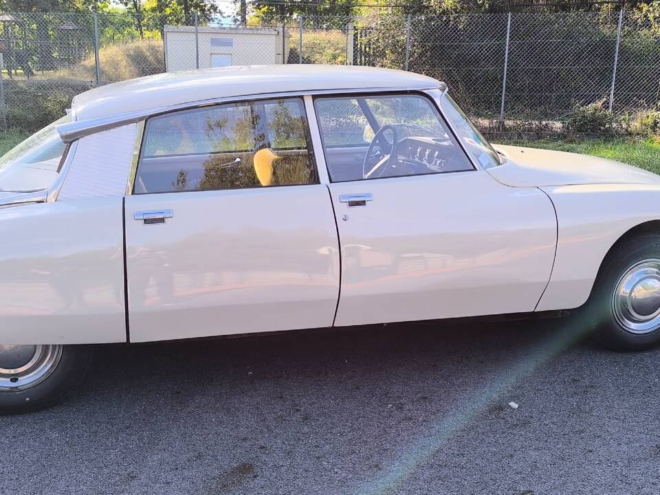 Bild 4/94 von Citroën DS 21 IE (1972)
