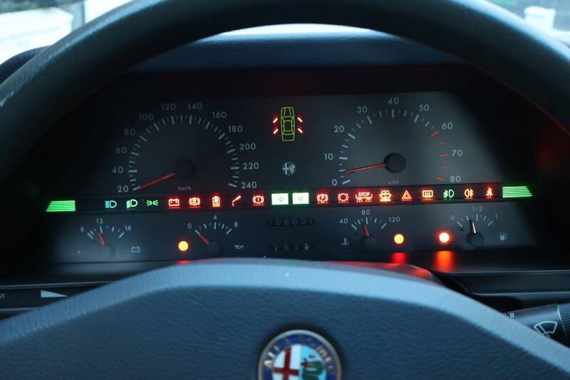 Afbeelding 28/39 van Alfa Romeo 164 2.0 (1990)