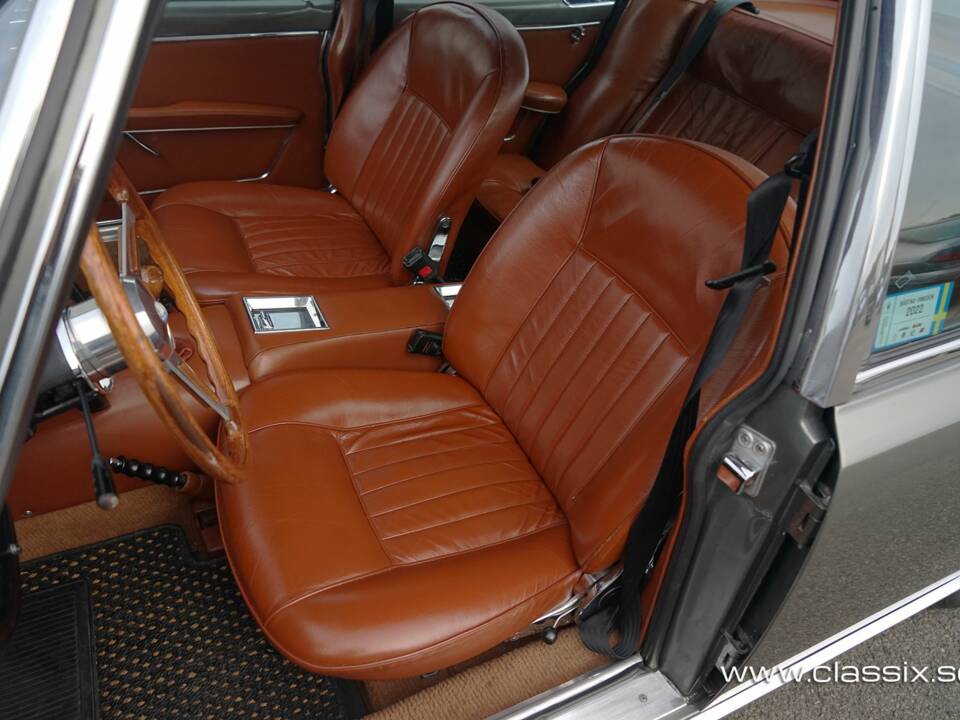 Image 10/21 of Maserati Quattroporte 4200 (1965)