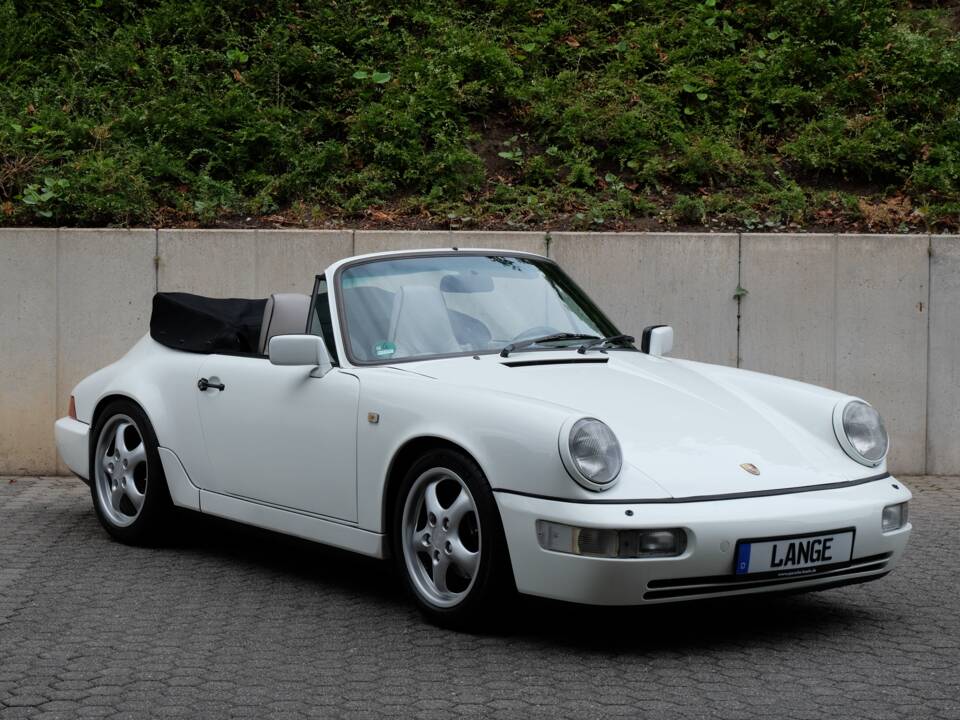 Image 8/60 de Porsche 911 Carrera 2 (1991)