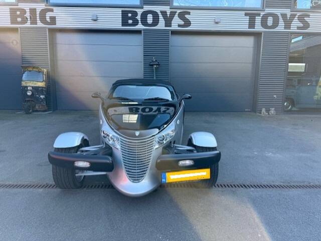 Image 2/25 of Plymouth Prowler (2001)