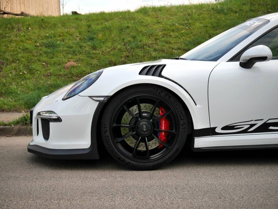 Image 9/29 of Porsche 911 GT3 RS (2015)