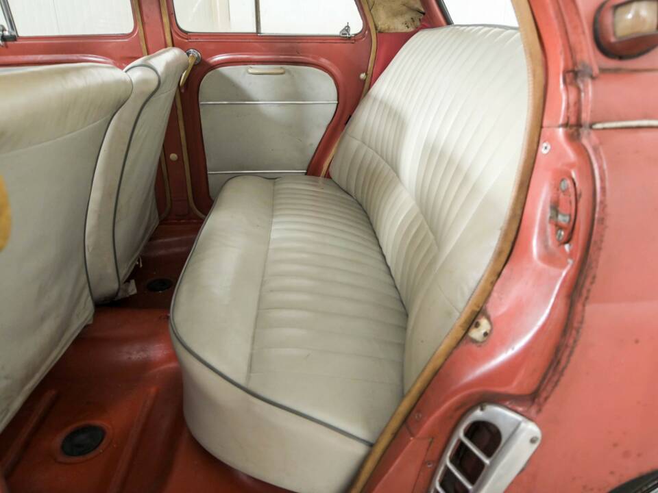 Bild 16/50 von Renault Dauphine 1093 (1962)