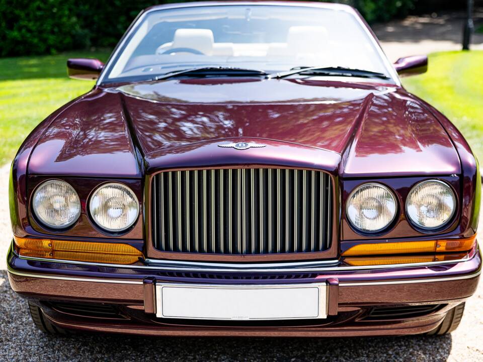 Image 17/46 of Bentley Azure (1997)