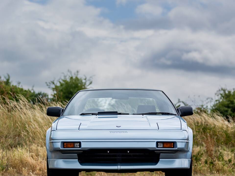 Image 48/49 of Toyota MR2 (1989)