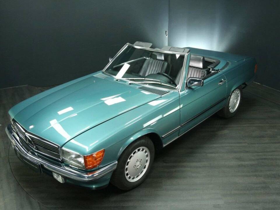 Afbeelding 22/29 van Mercedes-Benz 420 SL (1986)