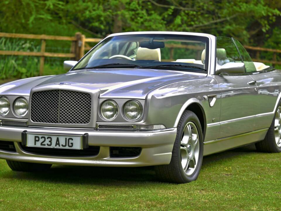Bild 2/50 von Bentley Azure (2003)