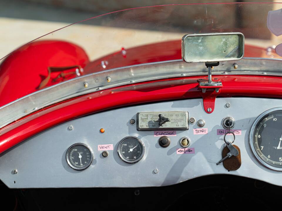 Bild 50/50 von Alfa Romeo 2600 Spider (1964)