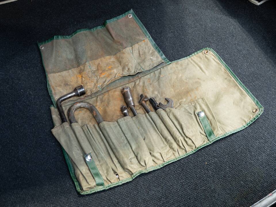 Bild 74/81 von Mercedes-Benz 300 SL Roadster (1959)