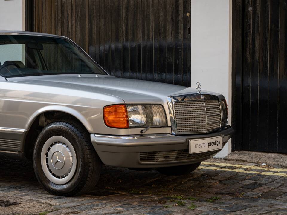 Bild 30/50 von Mercedes-Benz 500 SEL (1984)
