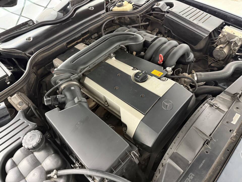 Bild 25/27 von Mercedes-Benz SL 320 (1997)