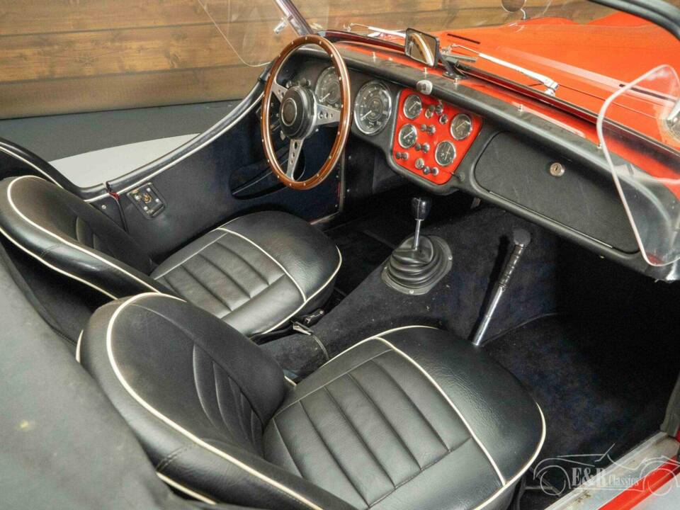 Afbeelding 7/19 van Triumph TR 3A (1960)