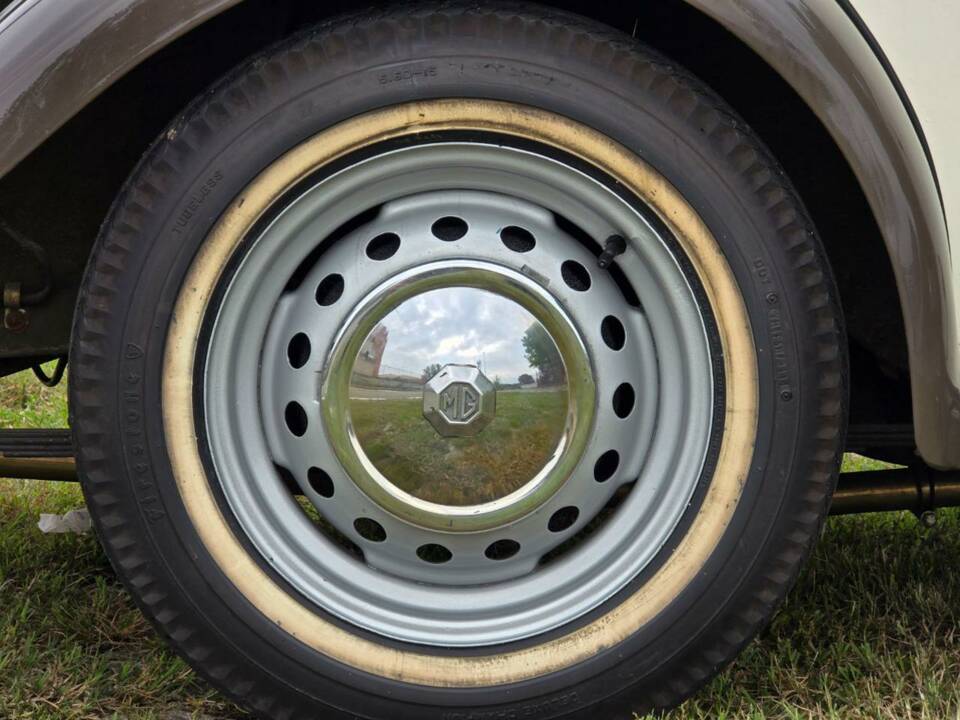 Bild 50/50 von MG TF (1954)