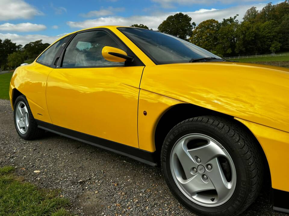 Image 22/54 de FIAT Coupé 2.0 16V Turbo (1994)