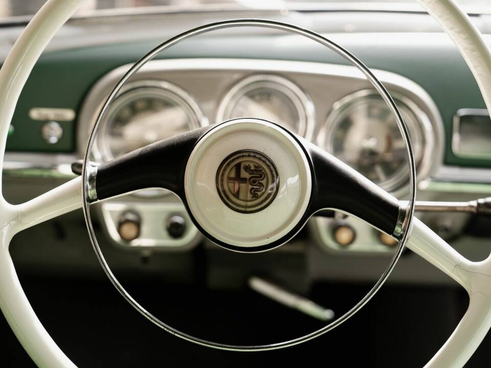 Image 10/54 de Alfa Romeo 1900 TI Super Berlina (1955)