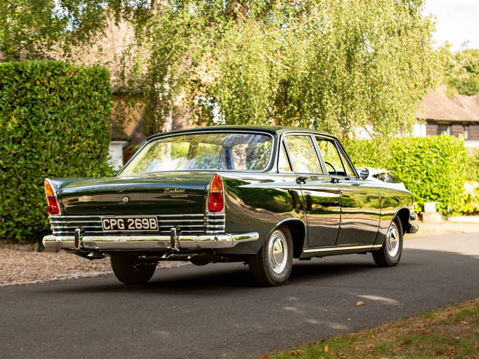 Image 27/44 of Ford Zodiac MkIII (1964)