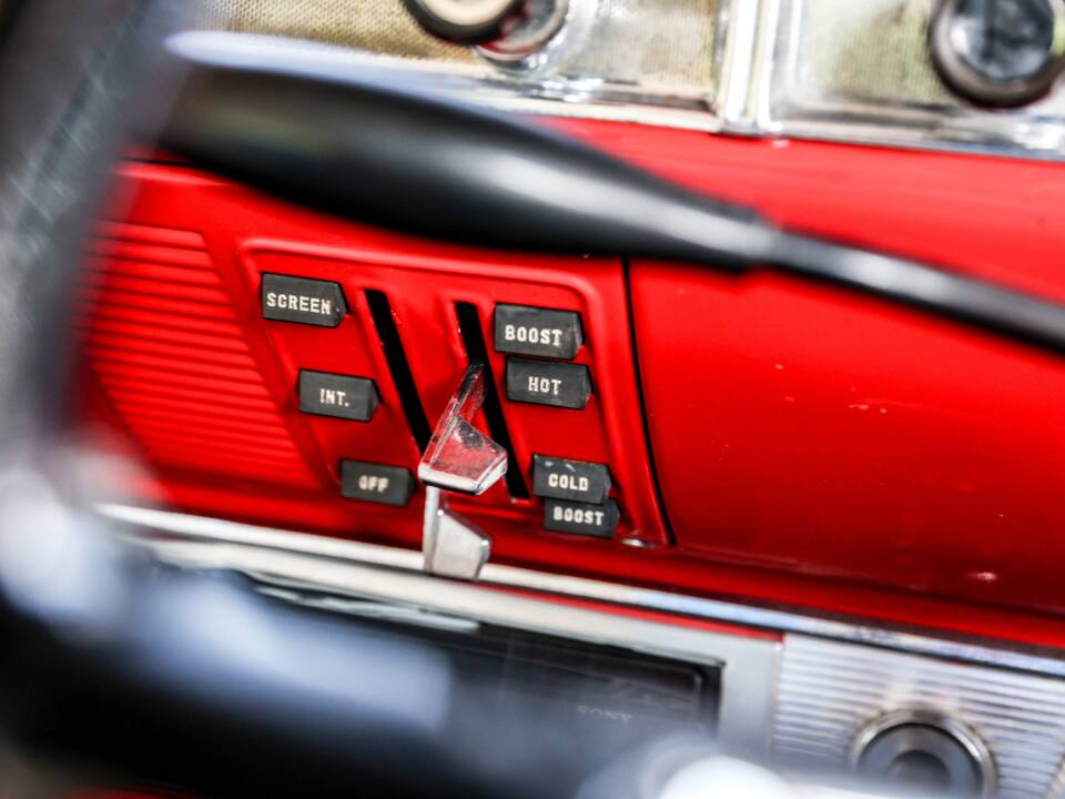 Bild 28/33 von Ford Consul 375 (1961)