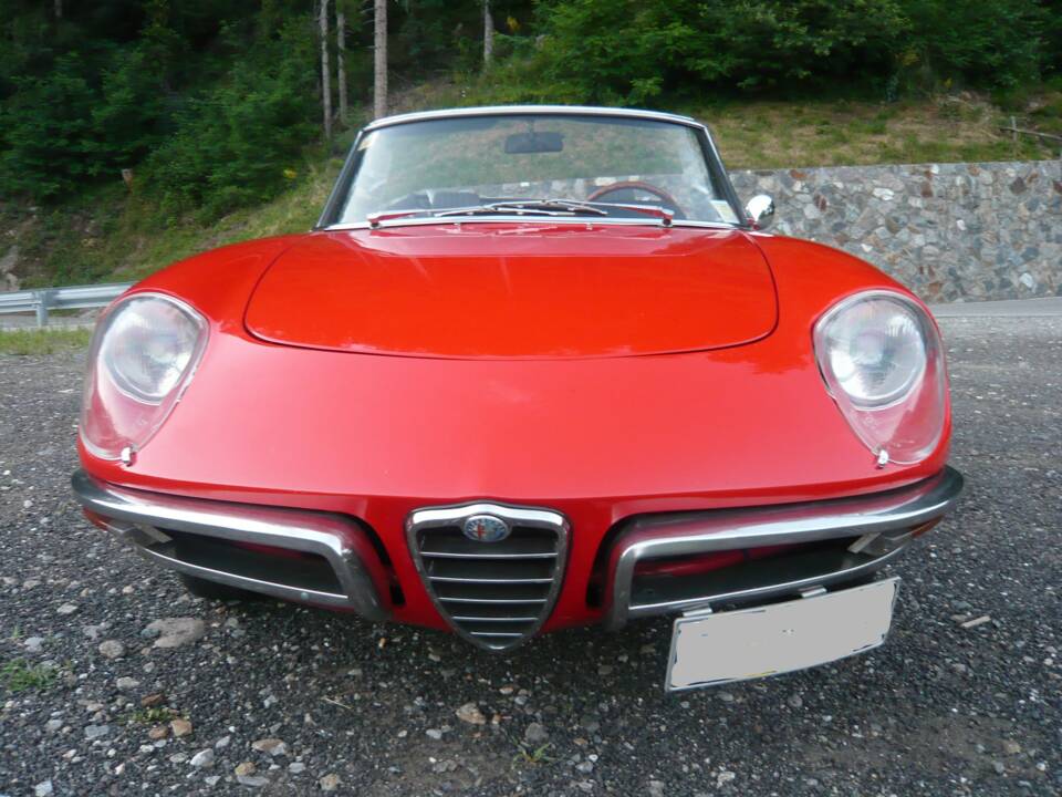 Afbeelding 3/12 van Alfa Romeo 1750 Spider Veloce (1969)