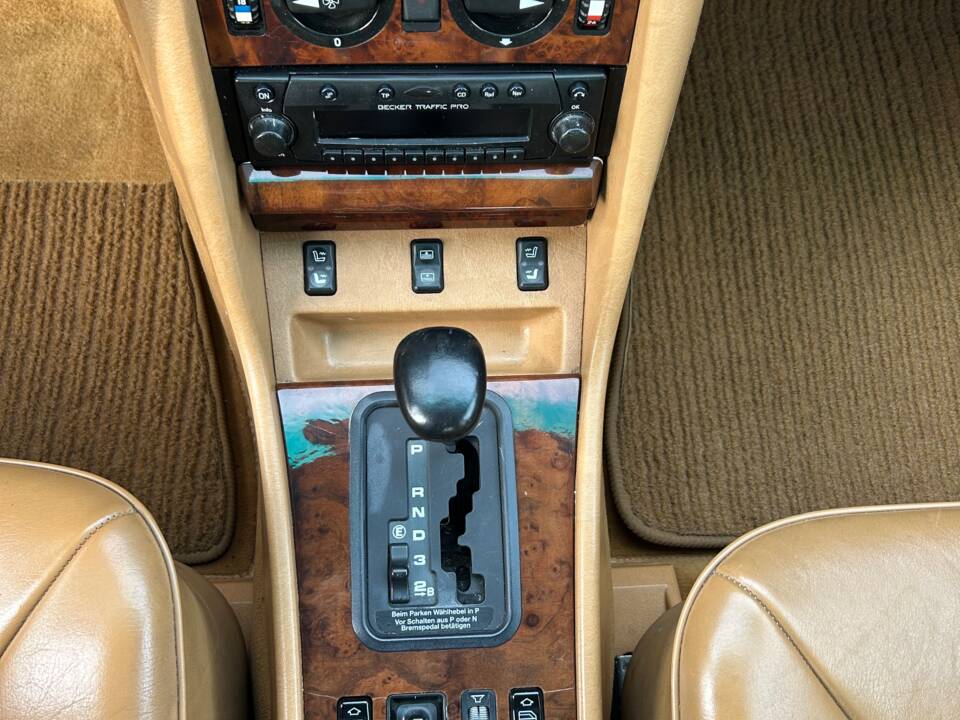 Bild 8/28 von Mercedes-Benz 500 SE (1990)